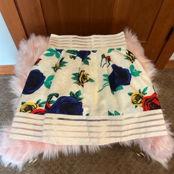 NWT Anonyme Floral Skirt with Ribbon Design Super Cute Size Small - Picture 1 of 9